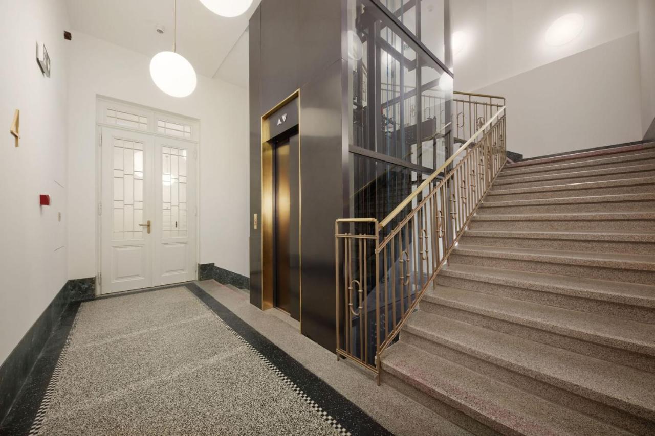 Turnkey I Premium Apartment Прага Екстериор снимка